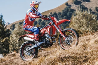 Neue Beta XTrainer 2023 - Update für die Einstiegs-Enduro Neue Beta XTrainer 2023 - Update für die Einstiegs-Enduro