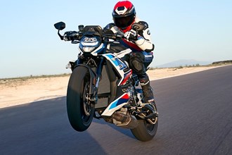 BMW M 1000 R 2023 - das stärkste Naked Bike der Welt! BMW M 1000 R 2023 - das stärkste Naked Bike der Welt!