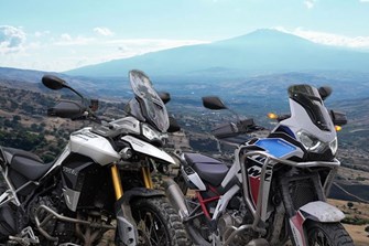 Honda Africa Twin vs Triumph Tiger 900 Rally Pro Offroad-Test Honda Africa Twin vs Triumph Tiger 900 Rally Pro Offroad-Test