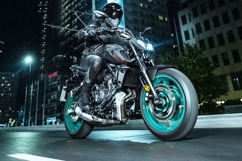 Neue Yamaha MT-07 mit TFT-Display & MT-07 Pure 2023