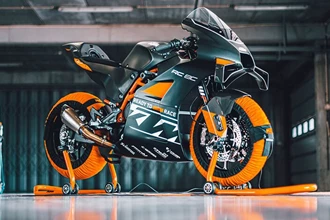 Neue KTM RC 8C 2023 - Update für das Trackbike Neue KTM RC 8C 2023 - Update für das Trackbike