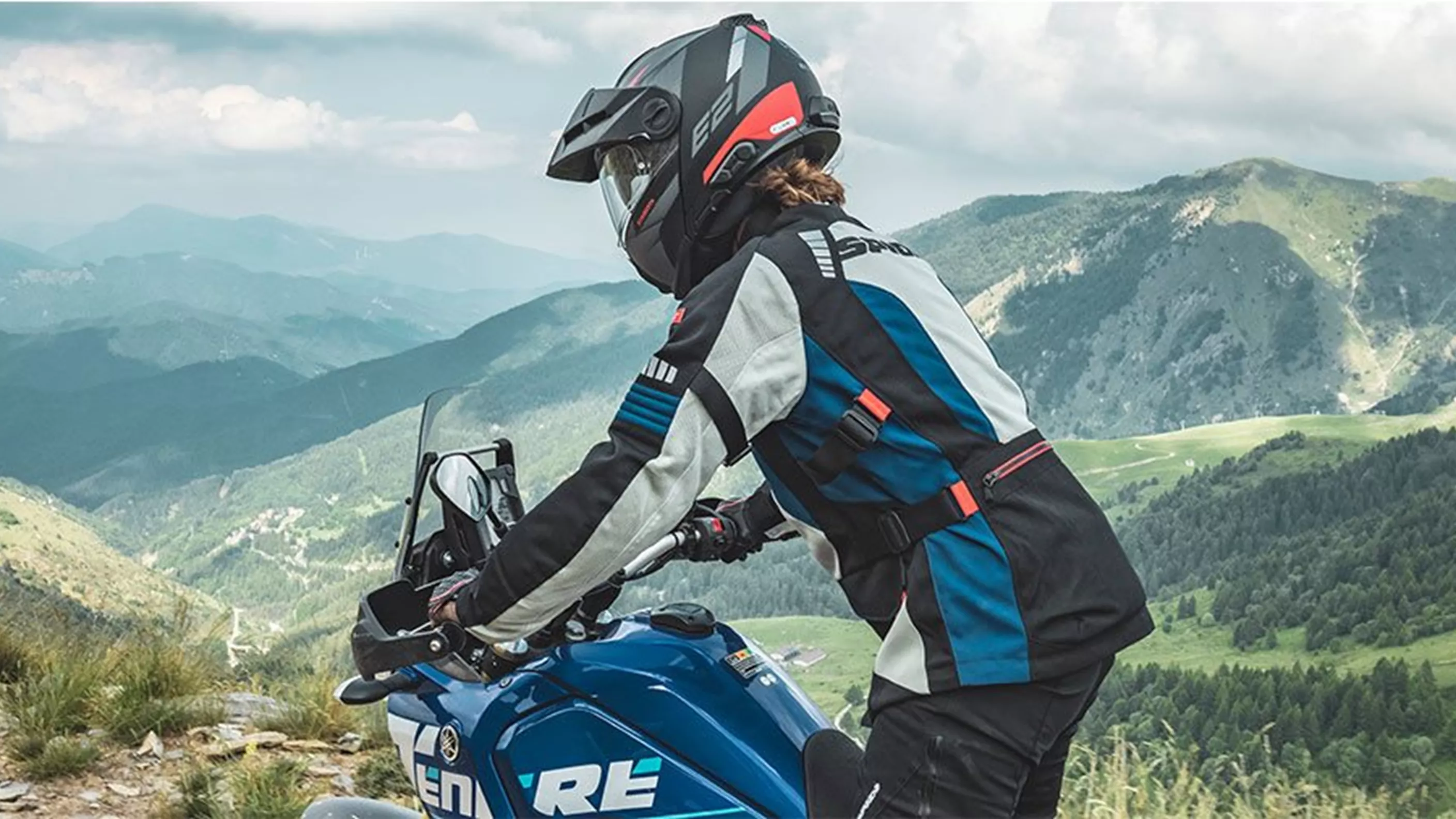 Der neue Schuberth E2 Adventure-Klapphelm 2023 Der neue Schuberth E2 Adventure-Klapphelm 2023