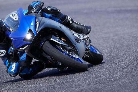 Yamaha R125 2023 - richtig scharfer Bonsai-Sportler!