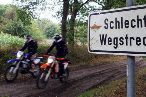 Land zwischen den Meeren - Enduro-Abenteuer in Dithmarschen