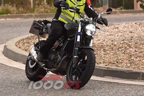 Royal Enfield Scram 450 Erlkönig 2023