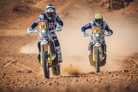 Zwei Husqvarna-Fahrer an der Spitze der sechsten Dakar-Etappe Zwei Husqvarna-Fahrer an der Spitze der sechsten Dakar-Etappe