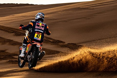 Kopf-an-Kopf-Rennen im Leeren Viertel - Rallye Dakar 2023