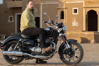 Royal Enfield Super Meteor 650 - erster Test 2023 Royal Enfield Super Meteor 650 - erster Test 2023