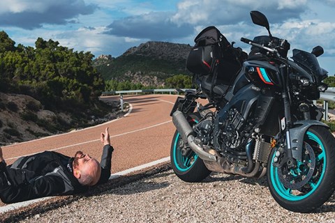 Yamaha MT-10 auf Reise nach Sardinien