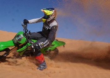 Die neuen Kawasaki KX250X und KX450X im Test 2023 Die neuen Kawasaki KX250X und KX450X im Test 2023