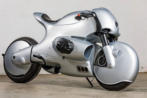 "I, Robot" trifft Motorrad - Fabman R9T Storm