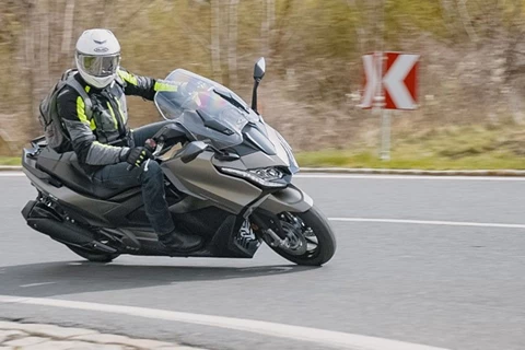 Kymco AK 550i Premium Test 2023 Kymco AK 550i Premium Test 2023