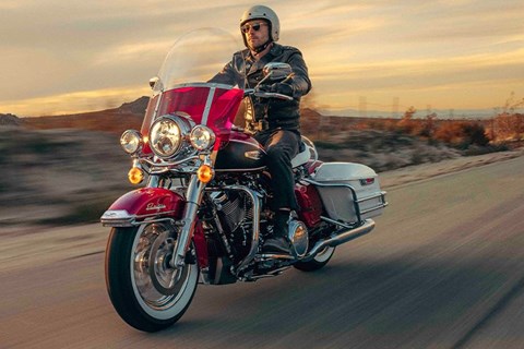 Neue Harley-Davidson Electra Glide Highway King 2023 präsentiert