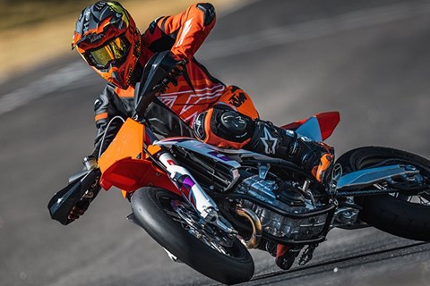 KTM 450 SMR 2024 - der neue Supermoto-Racer