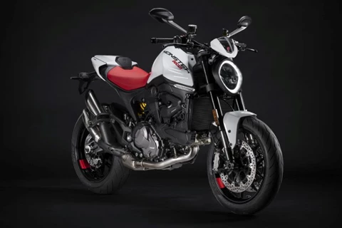 Ducati Monster 2024 erstrahlt nun auch in Weiß! Ducati Monster 2024 erstrahlt nun auch in Weiß!