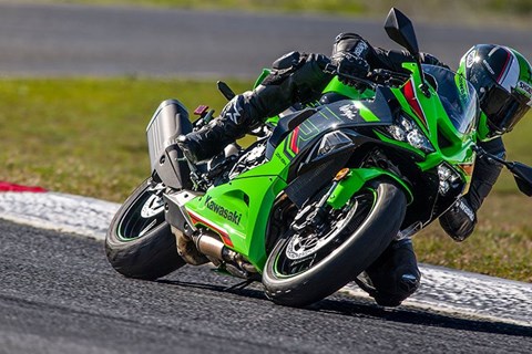Rückkehr des 600er Supersportlers! Kawasaki Ninja ZX-6R 2024