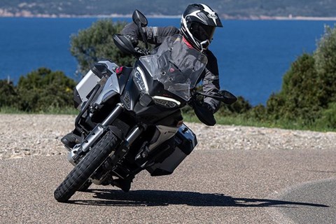 Motorradreifen richtig einfahren: Tipps und Tricks