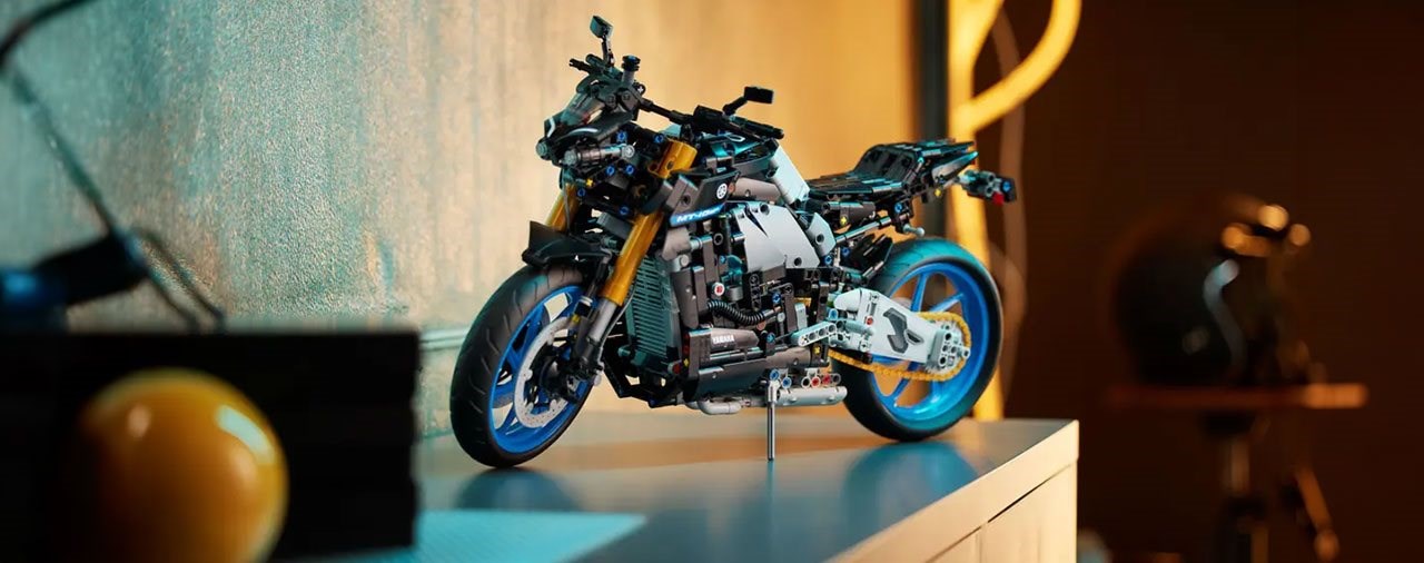 Master of Bricks! Lego Yamaha MT-10 SP