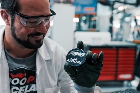 Papier oder High Flow? Wie entsteht ein Tuning Luftfilter?