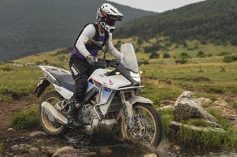 Honda XL750 Transalp im Offroad-Test auf der Bosnia Rally 2023 Honda XL750 Transalp im Offroad-Test auf der Bosnia Rally 2023