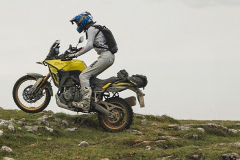 Rally-reif? Suzuki V-Strom 800DE im harten Offroad-Test 