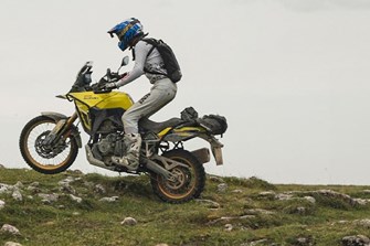 Rally-reif? Suzuki V-Strom 800DE im harten Offroad-Test  Rally-reif? Suzuki V-Strom 800DE im harten Offroad-Test