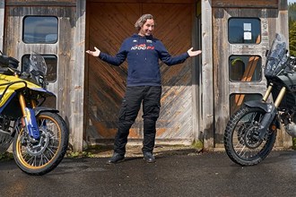 Suzuki V-Strom 800DE vs. Yamaha Tenere 700 Vergleichstest 2023 Suzuki V-Strom 800DE vs. Yamaha Tenere 700 Vergleichstest 2023