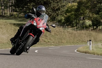 Noch ein weiter Weg - Moto Morini X-Cape 649 Test Noch ein weiter Weg - Moto Morini X-Cape 649 Test