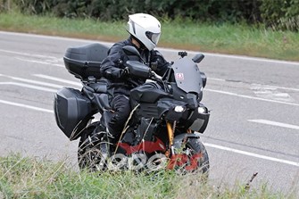 Yamaha Tracer 9 GT Erlkönig 2024 Yamaha Tracer 9 GT Erlkönig 2024