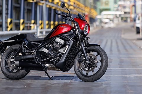 Moto Morini präsentiert neuen Cruiser - Moto Morini Calibro 2024