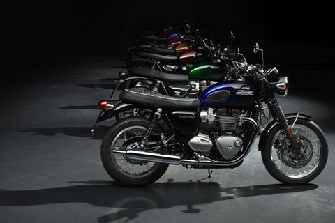 Neue Triumph Bonneville Stealth Editions 2024