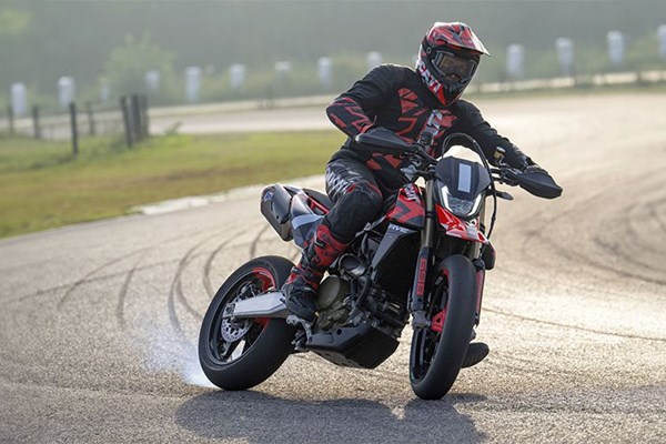 Ducati Hypermotard 698 Mono: stärkste Straßen-Supermoto der Welt