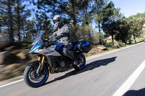 Suzuki GSX-S1000GX Test