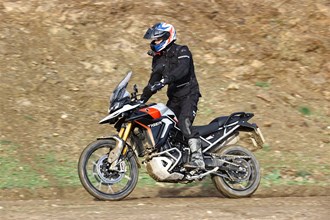 Offroad-Test der neuen Triumph Tiger 900 Rally Pro 2024 Offroad-Test der neuen Triumph Tiger 900 Rally Pro 2024