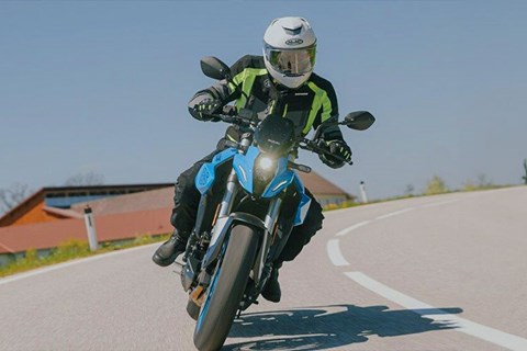 Dieses Motorrad habe ich meinem Sohn gekauft