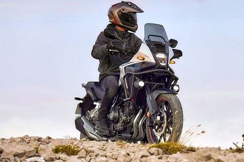 Die Honda NX500 und ihre A2-Reiseenduro Alternativen