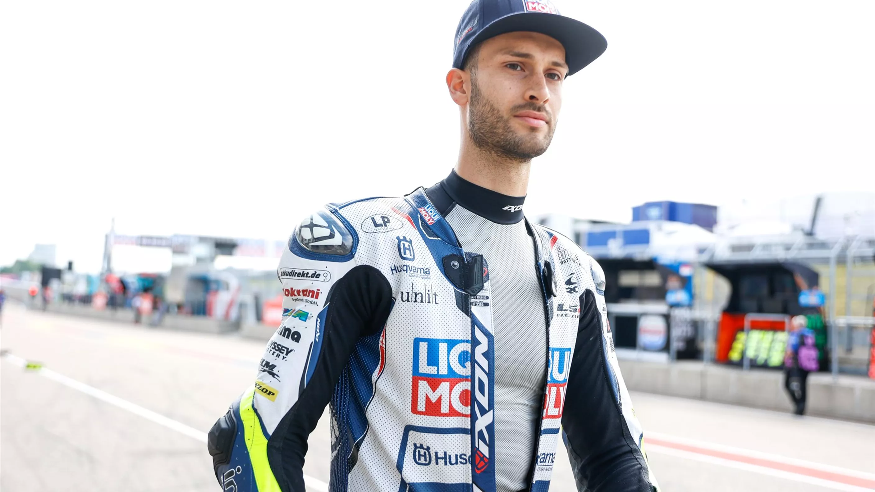 Lukáš Tulovič je trenérem jezdců KTM Junior Cupu