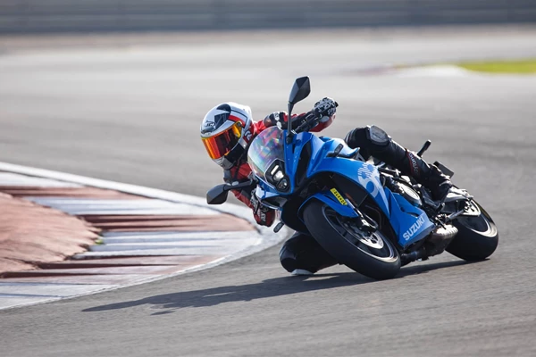 Suzuki GSX-8R im Test Suzuki GSX-8R im Test