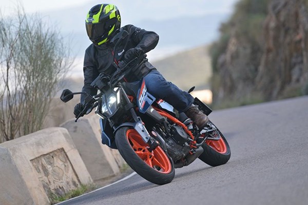 KTM 390 Duke 2024 Test