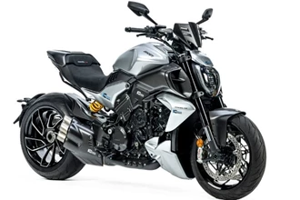 Ilmberger Carbonparts für die Ducati Diavel V4 Ilmberger Carbonparts für die Ducati Diavel V4