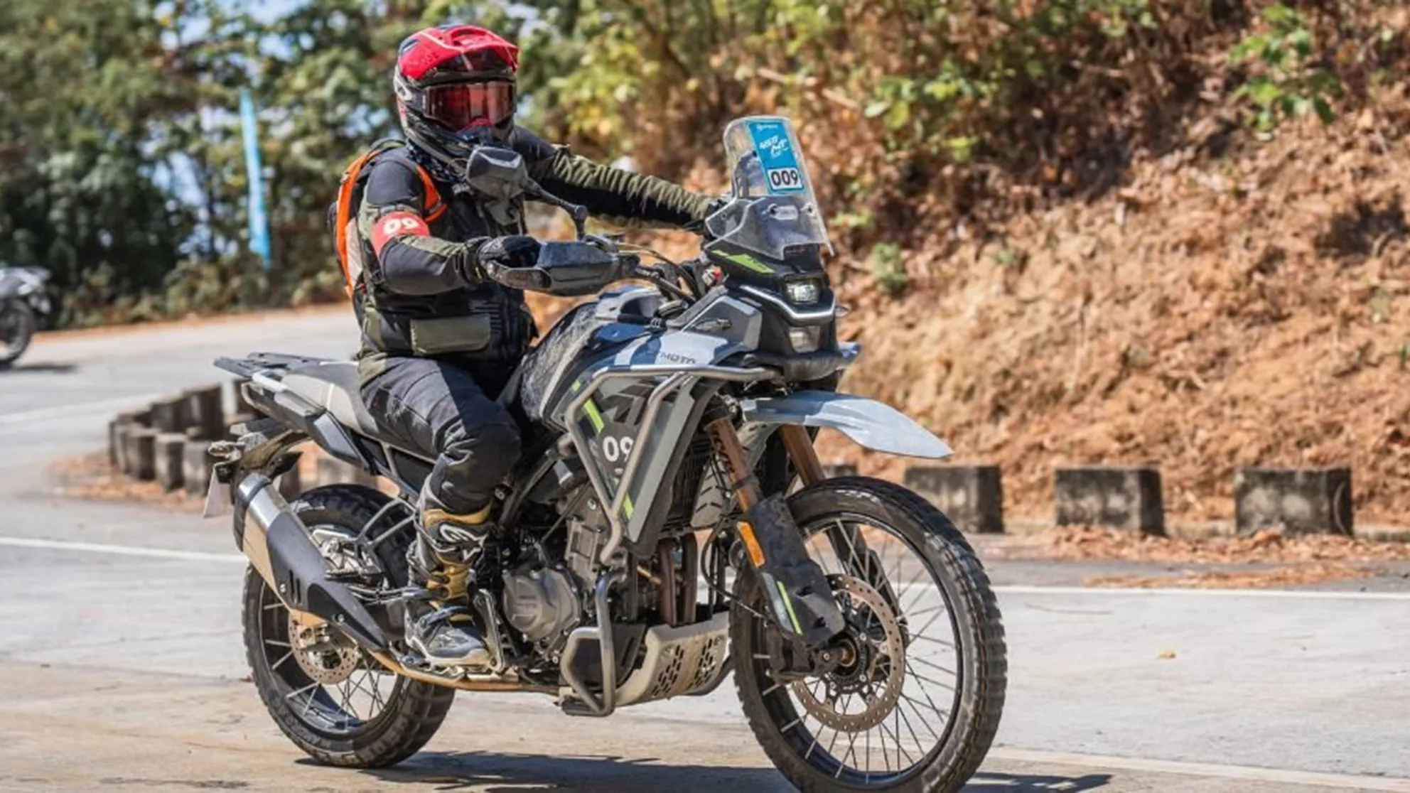 CFMOTO 450MT 2024 a prueba - enduro touring A2 ligero