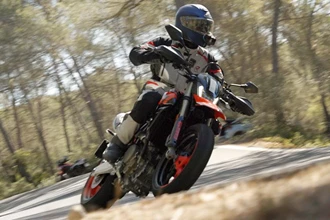 Ducati Hypermotard 698 Mono Alltags-Test 2024 Ducati Hypermotard 698 Mono Alltags-Test 2024
