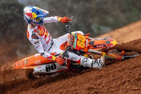 Die neue KTM 250 SX-F Adamo Edition 2025