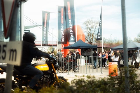 Hostettler eröffnet offiziell die neue Filiale Zürich Nord