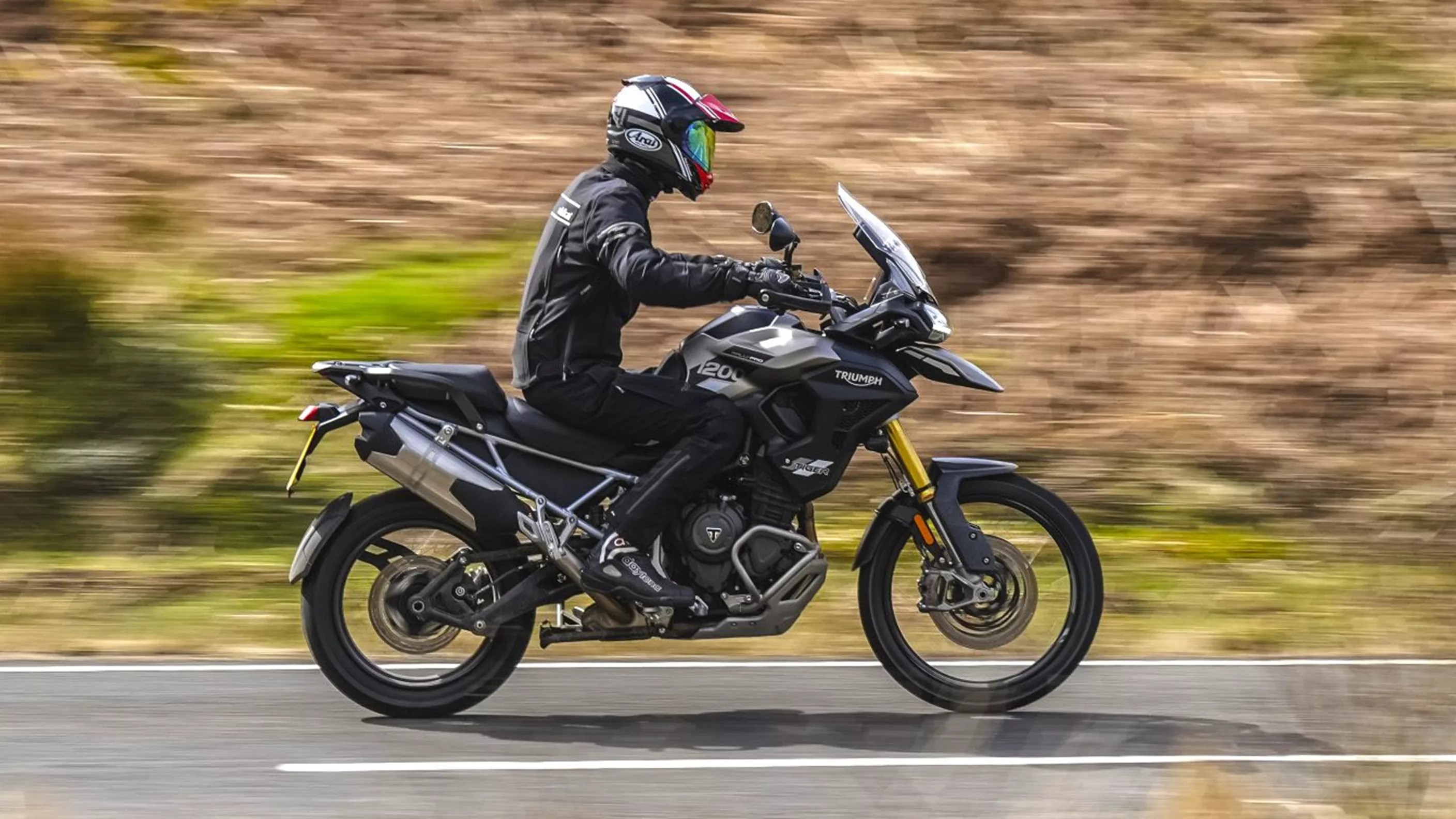 Triumph Tiger 1200 family for 2024 on test