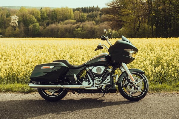 Harley Davidson Road Glide 2024 Reise-Test solo und mit Sozia