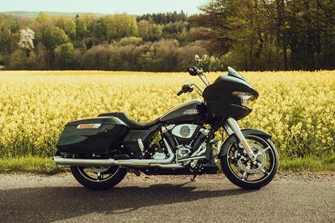 Harley Davidson Road Glide 2024 Reise-Test solo und mit Sozia Harley Davidson Road Glide 2024 Reise-Test solo und mit Sozia