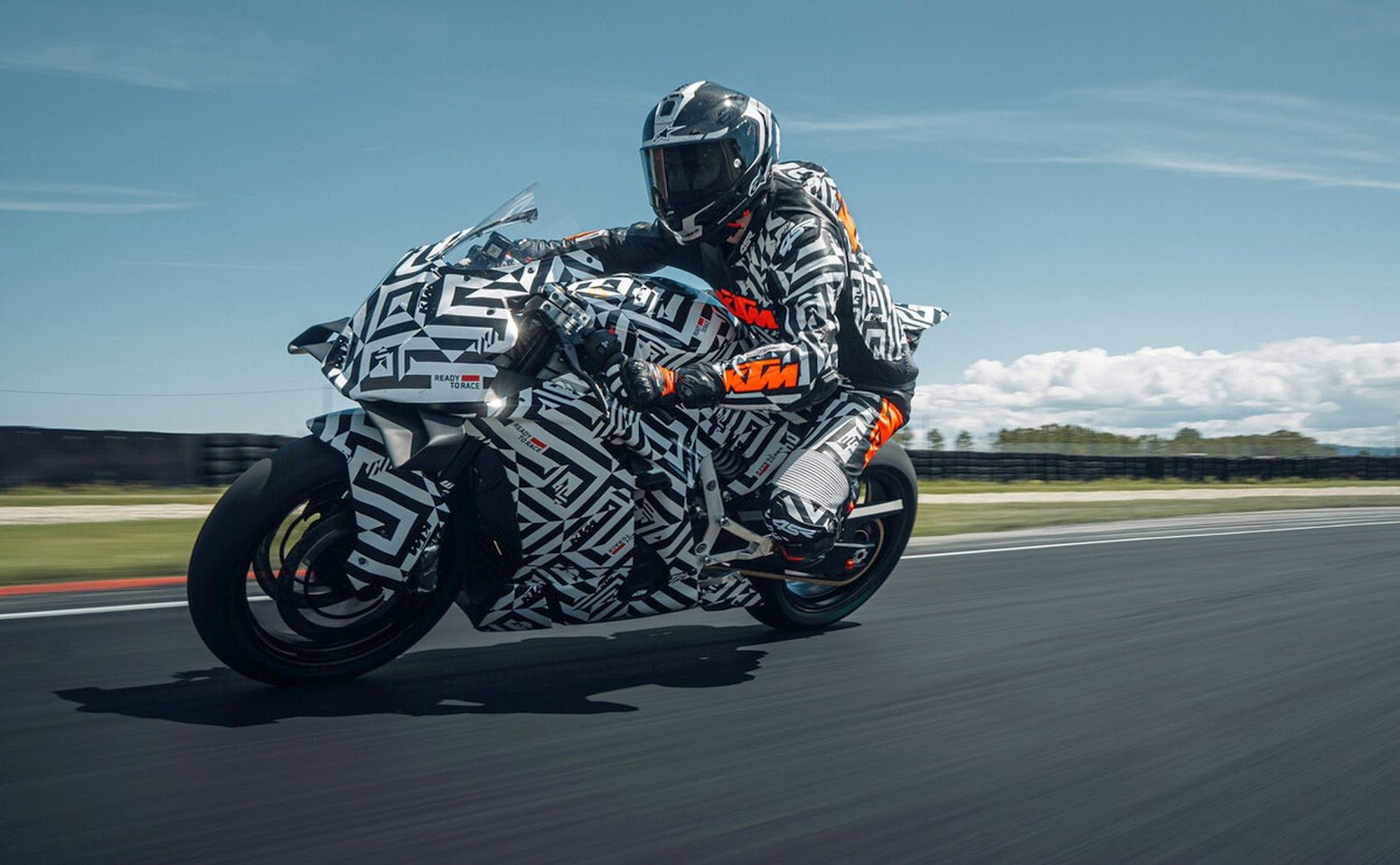 KTM 990 RC R - finally the thoroughbred sports bike for the road!