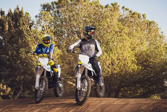 Husqvarna Motorcycles is focusing on a more extensive line-up of a total of 7 motocross models for the 2025 model year. The technical updates include revised frames, engine mounts, bodywork and suspension settings. These include two new 2-stroke models, the TC 150 and TC 300.