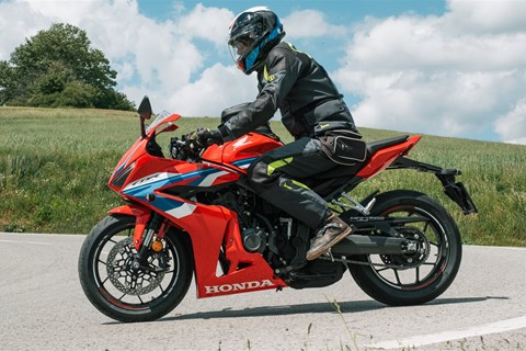 Die richtige Bremstechnik am Motorrad